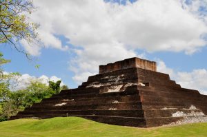 Ruinas arqueológicas en Comalcalco: Un Tesoro Maya en Tabasco